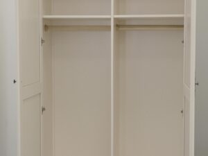 miniaturka Prowansalska Szafa Biała z Giętymi Nóżkami – Dijon