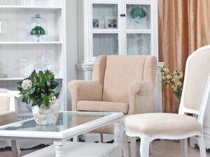 miniaturka Witryna klasyczna z metalowymi uchwytami – Latina