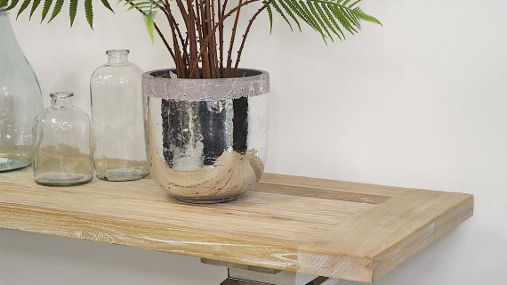 miniaturka Konsola glamour z naturalnym drewnem i stalową podstawą – Luxe