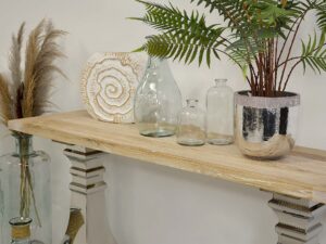 miniaturka Konsola glamour z naturalnym drewnem i stalową podstawą – Luxe