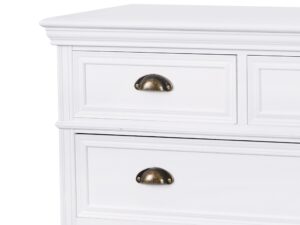 miniaturka Komoda klasyczna z rzeźbieniami i metalowymi uchwytami – Latina