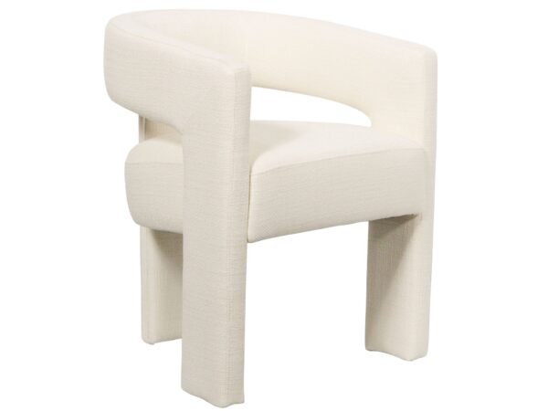 Designerski biały fotel o grubych, cylindrycznych nogach i zaokrąglonym oparciu w stylu modern retro