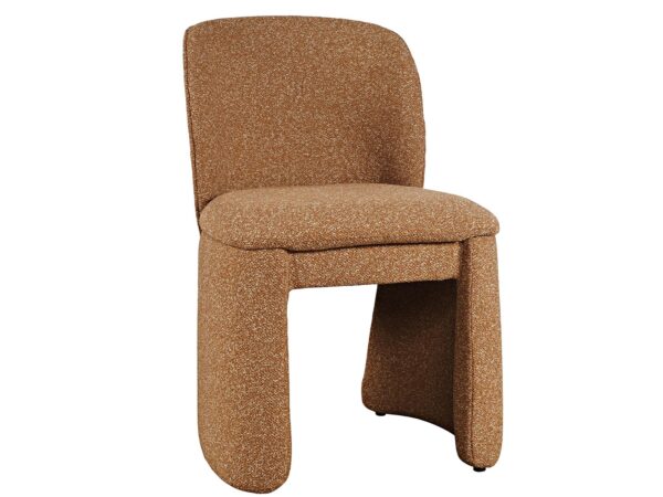 Designerskie krzesło tapicerowane boucle w kolorze karmelowym, z pełnymi bokami