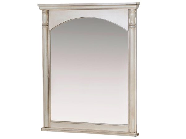 Lustro ścienne w ramie prowansalskiej z delikatnym łukiem