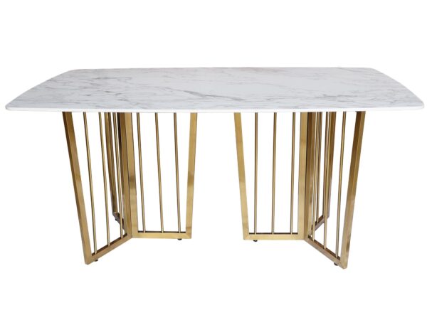 Elegancki stolik marmurowy ze złotymi nogami