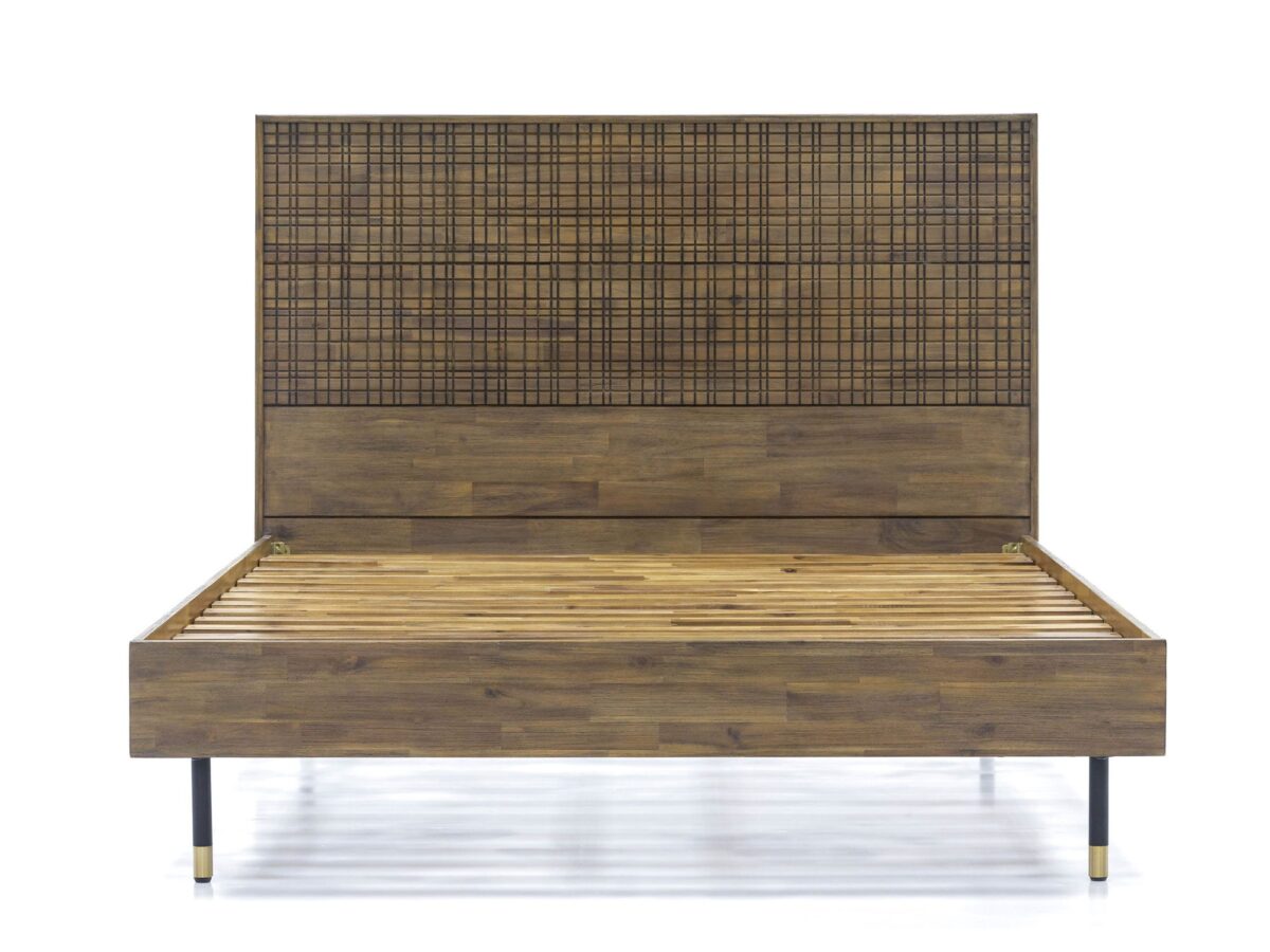 Drewniane łóżko retro z metalem i złotymi zdobieniami – Enigma