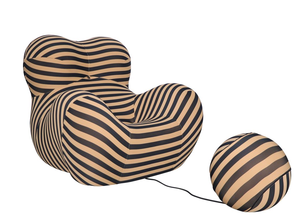 Fotel z Podnóżkiem Organiczna Forma Beżowo-Czarny – Zenith