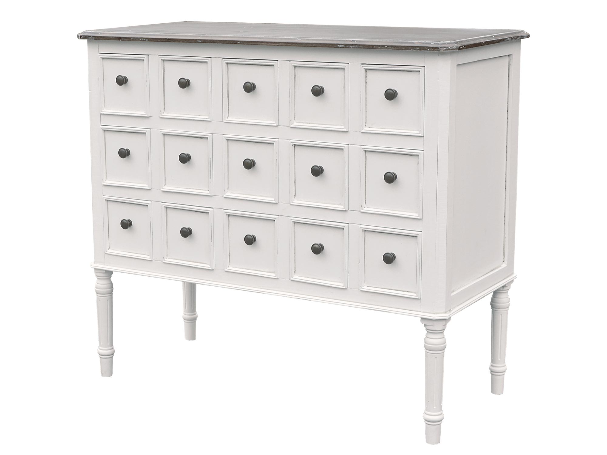 Komoda z wieloma szufladami i bielonym wykończeniem w stylu vintage