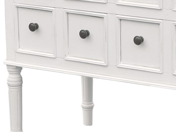 Komoda z sześcioma szufladkami i czarnymi gałkami w stylu rustykalnym