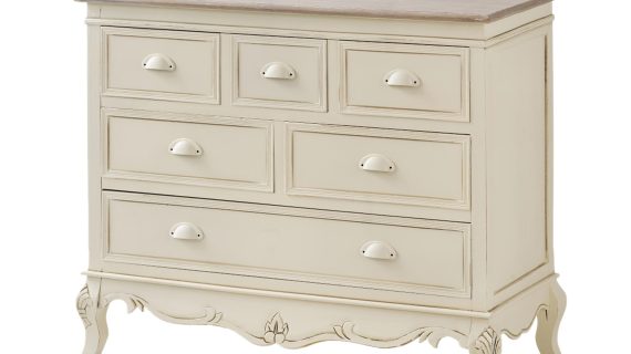 Komoda kremowa prowansalska z rzeźbieniami – Sorrento