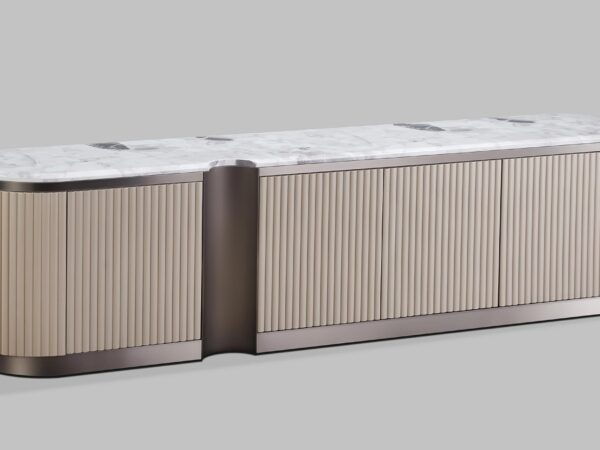 Nowoczesna beżowa komoda z ryflowanymi frontami