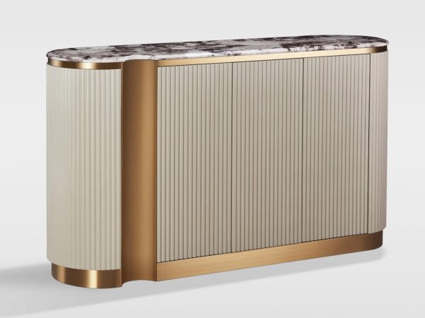 Nowoczesna komoda z białymi i złotymi wykończeniami i marmurowym blatem