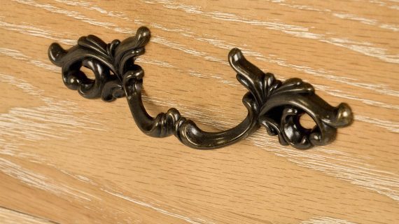 miniaturka Francuska Komoda Gięte Nogi Szczotkowana Powierzchnia – Venezia Oak