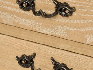 miniaturka Francuska Szafka Nocna Gięte Nogi Metalowe Uchwyty – Venezia Oak