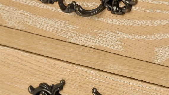 miniaturka Francuska Szafka Nocna Gięte Nogi Metalowe Uchwyty – Venezia Oak