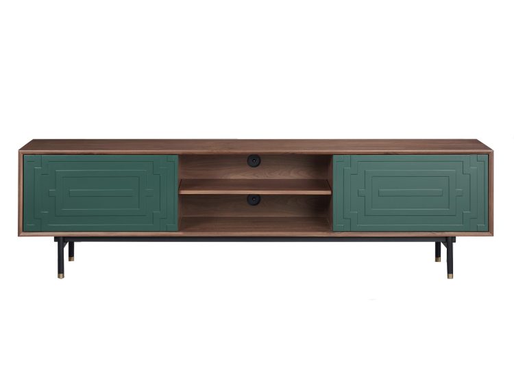 Komoda w odcieniu orzecha z otwartymi półkami i zielonymi frontami szuflad