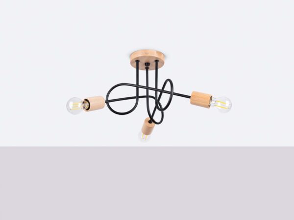 Lampa sufitowa czarna metalowa z drewnianymi oprawkami i trzema żarówkami
