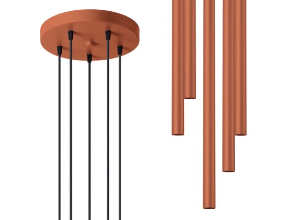 Miedziana lampa wisząca z pięcioma tubami na czarnych przewodach