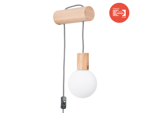 Kinkiet ścienny drewniany z białym kloszem kulowym i włącznikiem