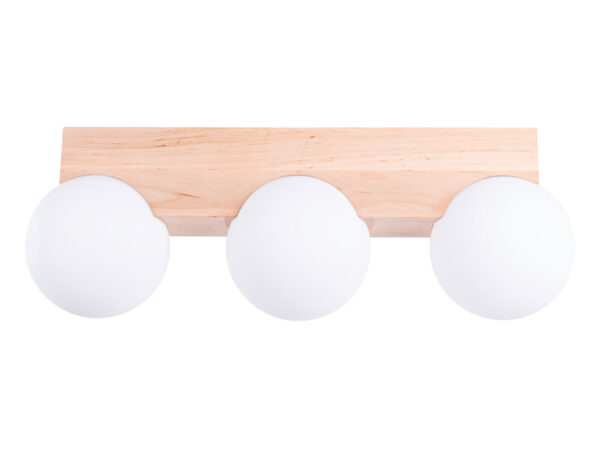 Kinkiet ścienny drewniany z trzema białymi kloszami kulistymi