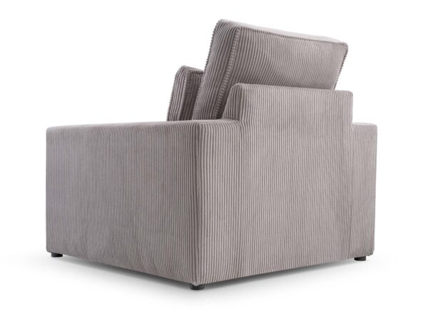 Szary fotel wypoczynkowy sztruksowy z miękkimi poduszkami oparcia