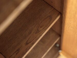 miniaturka Witryna 3-drzwiowa klasyczna drewniana Essentia