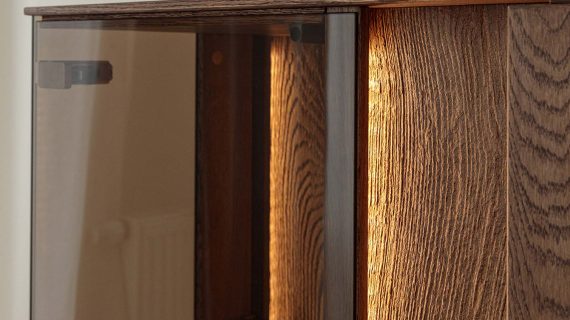 miniaturka Klasyczna drewniana szafka RTV 4-drzwiowa Essentia