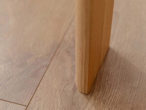 miniaturka Klasyczny drewniany stolik 61 cm Asento