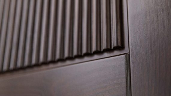 miniaturka Klasyczna szafa 2-drzwiowa drewniana Kalari