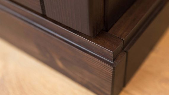 miniaturka Klasyczna drewniana szafa 4-drzwiowa Kalari