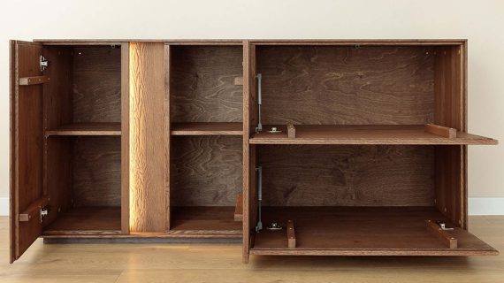 miniaturka Drewniana komoda loftowa 4-drzwiowa Essentia