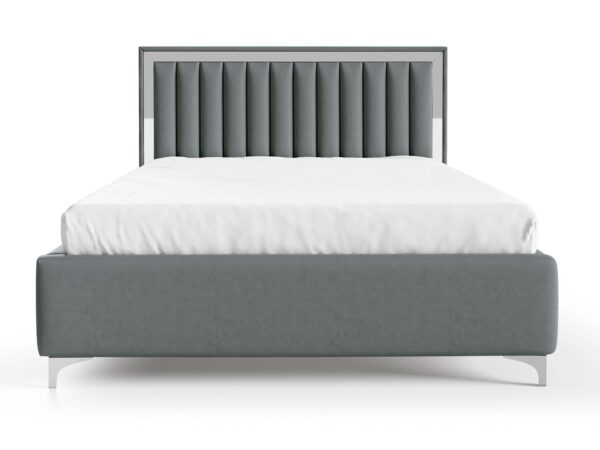 Tapicerowane łóżko szare z pikowanym zagłówkiem i chromowanymi nóżkami