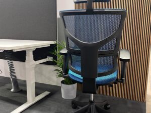 miniaturka Ergonomiczny fotel obrotowy ERGOFLY Sail T-04 Blue