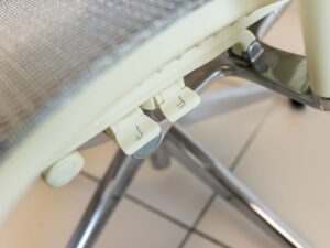 miniaturka Fotel ergonomiczny obrotowy ERGOFLY Fly G T-06 White