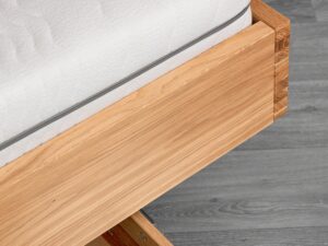 miniaturka Stylowe łóżko dębowe do sypialni z pojemnikiem Garo B