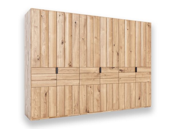 Duża szafa dębowa pięciodrzwiowa z czarnymi uchwytami i szufladami