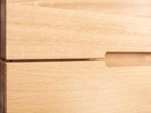 miniaturka Pojemna drewniana komoda Macari 3L