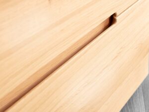 miniaturka Pojemna drewniana komoda Macari 3L