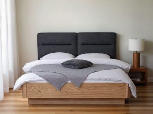 miniaturka Łóżko dębowe z pojemnikiem i nowoczesnym designem Surara